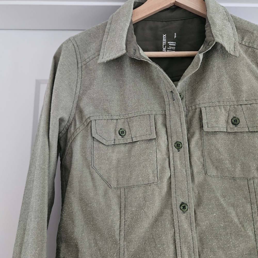 Arc'teryx Olive Green Utility Jacket - Picture 3 of 5